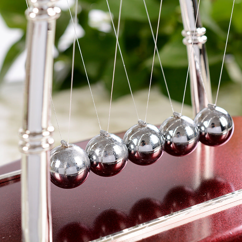 Dynamic Newton's Cradle Art Display